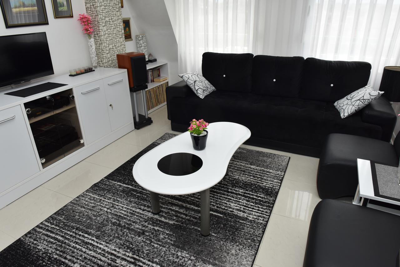 Apartment Union Куманово Екстер'єр фото