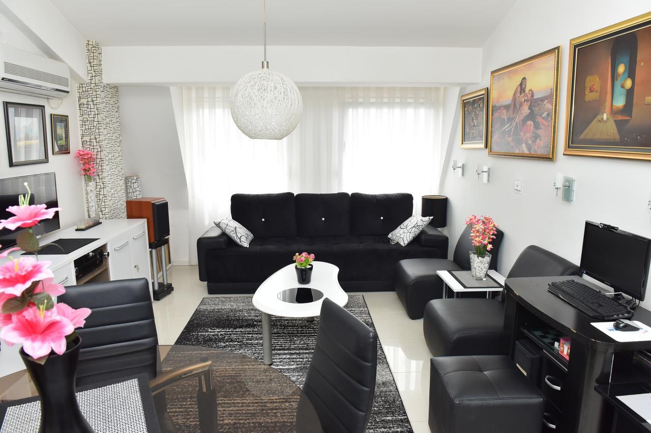 Apartment Union Куманово Екстер'єр фото